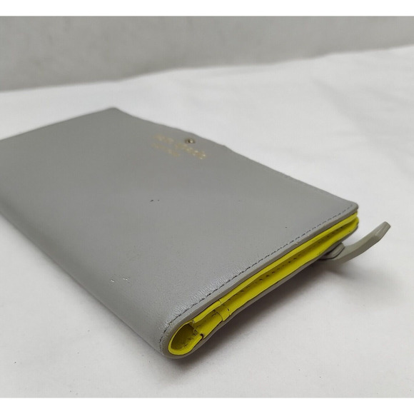 Kate Spade New York Gray Leather Credit Card ID Window  Kate Spade New York Gray Leather Credit Card ID Window Bifold Wallet